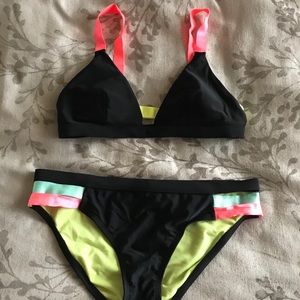 NEW bright swim suit! ✨💛💚💙🖤